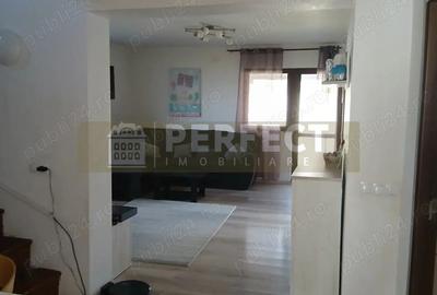 Casă cu 5 camere cu Teren 470 Mp în Blejoi - 9