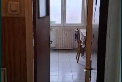 Apartament cu 2 camere decomandat în Lacul Tei - 2