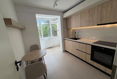 Apartament cu 2 camere decomandat în Central - 2