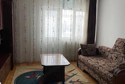 Apartament cu 2 camere decomandat în Traian - 3