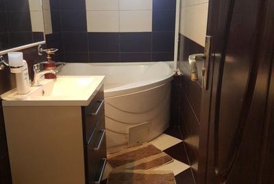 Vanzare apartament 3 camere Basarabia - 7