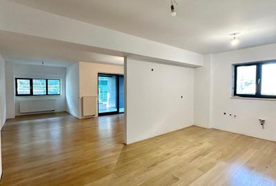 Apartament cu 3 camere decomandat în Barbu Văcărescu