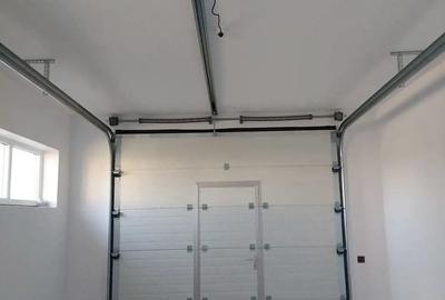 Casă cu 3 camere în Săcel - 2