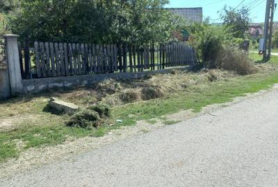 Teren de 1298 mp, în Sânpaul