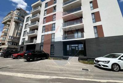 Spațiu comercial, 615 mp în Central
