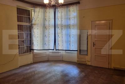 Apartament 2 camere, decomandat, 72 mp, zona ultracentrala - 1