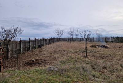 Teren de 844 mp, în Plaiul Vulcanești - 3