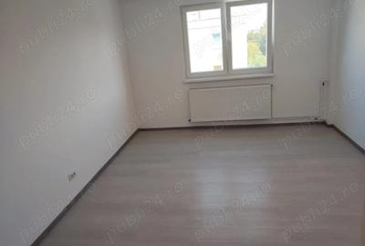 Urgent! Garsoniera Zona Tractoru, Langa Piata Tractoru si Mall Coresi! - 9