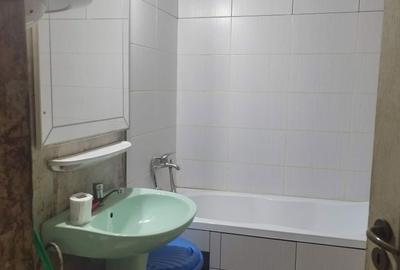 Apartament cu 4 camere decomandat în Central - 2