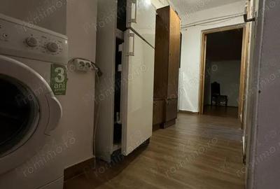 De inchiriat apartament 2 camere zona semicentrala De inchiriat apartament 2 camere zona semicentrala - 1