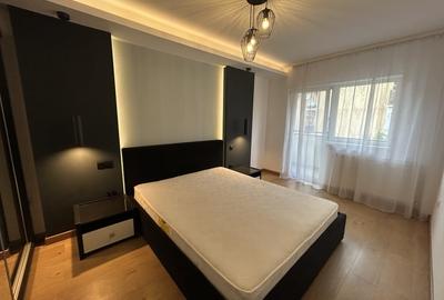 Apartament 2 camere decomandat , 56 mp , zona Porii , - 2