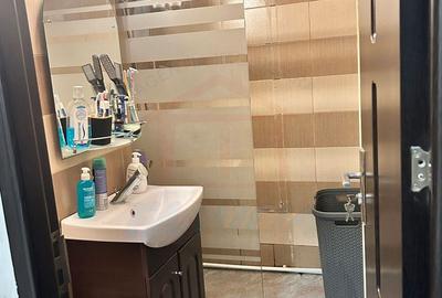 Apartament cu 2 camere decomandat în Micro 13 - 3