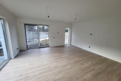 Comision 0%. Langa Iulius Mall. Zid despartitor dublu. Finisaje premium - 4