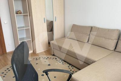 Apartament cu 4 camere semidecomandat, mobilat în Calea București - 16