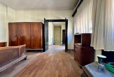 Casă individuală cu 7 camere cu Canalizare în Capitale - 17