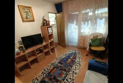 Girocului,1 Km de Spital Jude?ean,32 mp, Bucatarie Separata,Balcon, Baie Vana,Liber,220 E - 3