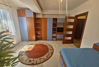 Apartament cu 3 camere, mobilat în Central - 11