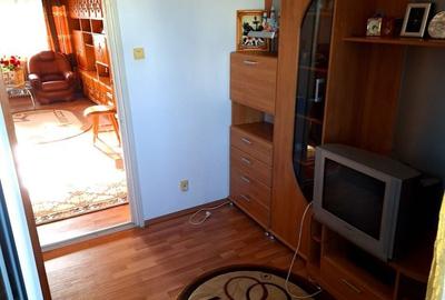 Apartament cu 4 camere decomandat în Găvana - 12