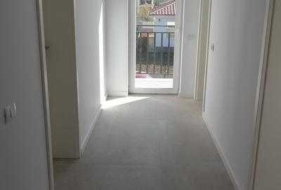 Casă cu 4 camere cu Teren 515 Mp în Central - 3