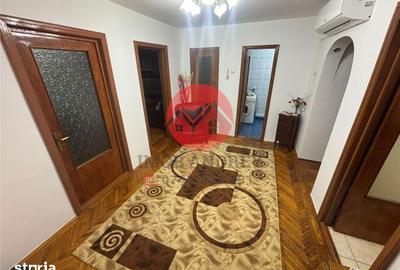 Apartament cu 3 camere decomandat în Central - 4