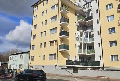 Apartament cu 3 camere decomandat în Central - 6