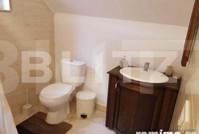 Casă cu 8 camere cu Teren 2200 Mp în Central - 6