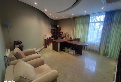 Casă individuală cu 14 camere cu Canalizare în Cernica - 6