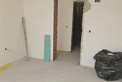 Vand apartament cu 3 camere Deva, in Vila cu 3 ap etaj 2 +230 mp teren - 2