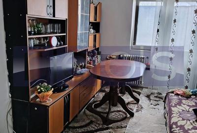 Apartament cu 3 camere semidecomandat în 23 August - 1