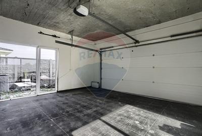 Casa la cheie, 5 camere, panouri fotovoltaice - VIA CARMINA - 36