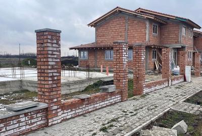 Teren de vânzare în Săcălaz cu autorizație de construcție și utilități - 4