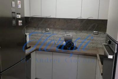 Apartament cu 3 camere decomandat, mobilat în Bulgaria - 1