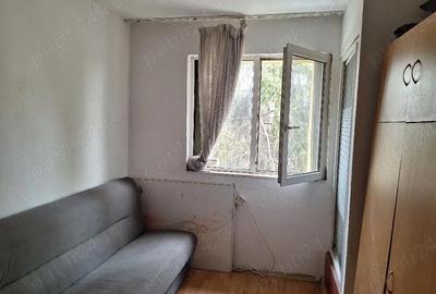 Garsonieră decomandată în Astra - 5