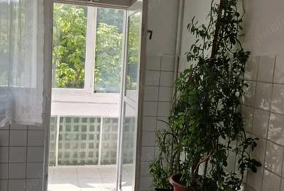 Titan, C-tin Brancusi, Nicolae Grigorescu, Parc I.O.R - 3