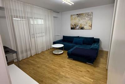 Apartament cu 2 camere decomandat, mobilat în Tei