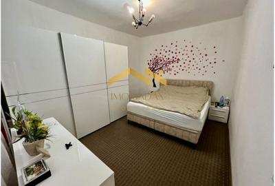 Modern-Apartament 5 Camere-Centrala Proprie