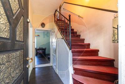 Casă cu 3 camere cu Teren 492 Mp în Tractorul - 10