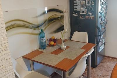 Apartament cu 3 camere decomandat în Central - 8