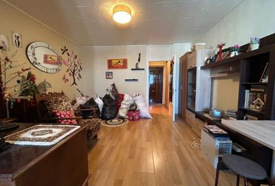 Garsoniera Titan Bloc 1978 Reabilitat 32 Mp Gata De Renovare 8 Min Metrou - 2