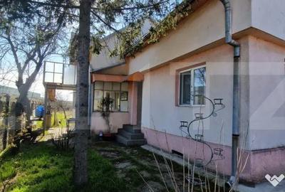 Casă cu 2 camere cu Teren 748 Mp în Ghercești - 2
