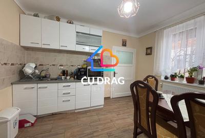 Casă cu 7 camere cu Canalizare în Calea Dumbrăvii - 5