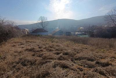 Teren de 1155 mp, în Fințești - 6