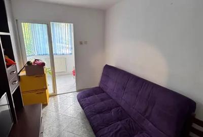 Apartament cu 3 camere semidecomandat în Central - 6