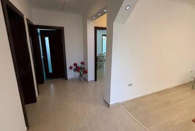 Casă cu 3 camere cu Teren 305 Mp în Bujac
