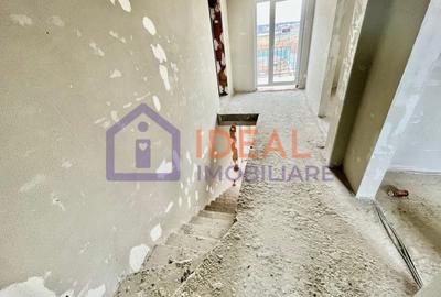 Duplex cu 4 camere cu Canalizare în Mohu - 12