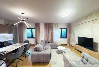 Apartament cu 4 camere decomandat, mobilat în Herăstrău