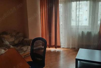 Apartament cu 2 camere decomandat în Patriei - 8