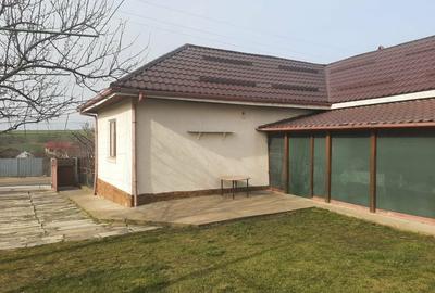 Casă individuală cu 3 camere cu Teren 2750 Mp în Poșta - 1