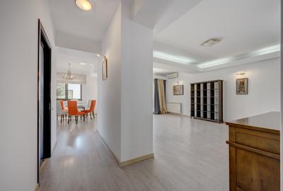 Space, light, and comfort for your family. FIRST RENTAL,close to British School - 21
