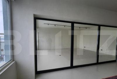 Spațiu comercial, de 120 mp, în Central - 2